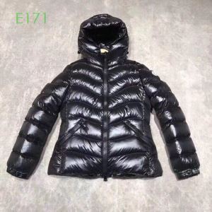 大胆なチェックの人気トレンドモンクレール MONCLER 2020秋冬新作オススメしたい 快適な着心地をキープ ダウンジャケット