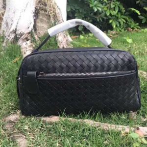 2020年最新ファッション 今期のトレンド定番アイテム ボッテガ ヴェネタ BOTTEGA VENETA ビジネスバッグ