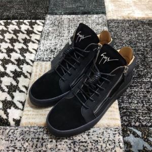 GIUSEPPE ZANOTTI 取り入れやすい ジュゼッペ ザノッティ ランニングシューズ 確定となる上品