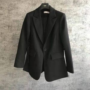 最もクラシックなタイプ ディオール DIOR スーツ レジャー2020春夏トレンドアイテム