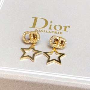暑い今こそ活躍させたいディオール透け感新作がイチ推しDIOR 2020SSのトレンド商品 ピアス 夏大人気のアイテム