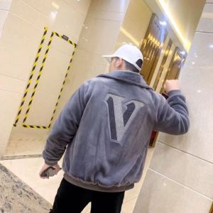 ルイ ヴィトン 2色可選 LOUIS VUITTON 20202020秋冬流行色紹介 ダウンジャケット もちろん相性抜群