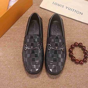 ルイ ヴィトン LOUIS VUITTON カジュアルシューズ 今季のトレンド人気新作 2色可選 2020春夏のトレンド新商品