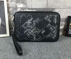 ボッテガ ヴェネタ BOTTEGA VENETA ビジネスケース 18ＳＳ美品 格好良いアイテム 先行受注