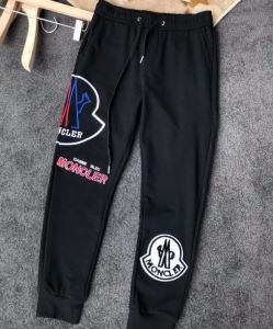 MONCLER 2色可選 ファッションに取り入れよう モンクレール やはり人気ブランド チノパン
