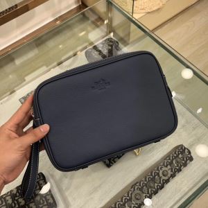 最新の入荷商品 エルメス HERMES ファッショニスタを中心に新品が非常に人気 ポーチ