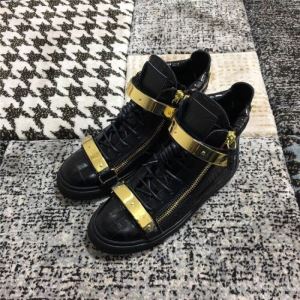 ジュゼッペ ザノッティ 是非ともオススメしたい GIUSEPPE ZANOTTI ランニングシューズ 試してみよう