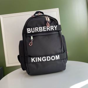 レディースバッグ 普段のファッション バーバリー BURBERRY 大人気のブランドの新作