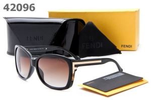 2020 春夏 入手困難 FENDI フェンディ サングラス 最高ランク