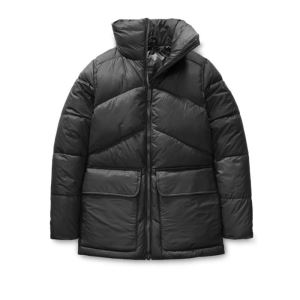 カナダグース人気ファッション雑誌でも掲載 Canada Goose 最重要2020秋冬トレンド ダウンプレミアムダウンジャケット