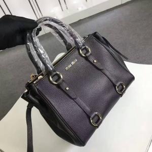 手持ちショルダー掛け 多色選択可 MIUMIU ミュウミュウ 2020新作 大人っぼい