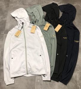 目立つような強い バーバリー2020魅力的な新作 BURBERRY 軽量ジャケット 4色可選