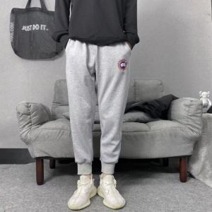チノパン 大胆なチェックの人気トレンド カナダグース秋にはやる最新作を先取り C...