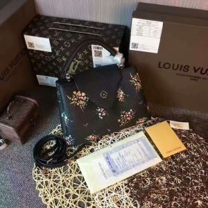 気軽に持てる 爆買い2020 3色選択可ルルイ ヴィトン LOUIS VUITTONハンドバッグ