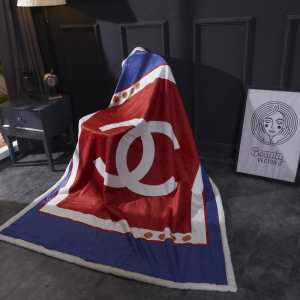 機能性やデザインの兼備 シャネル CHANEL 2020年春夏シーズンの人気 ブ...