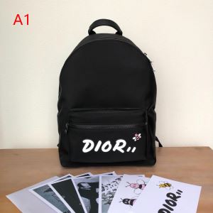 新作コレクションを見る ディオール DIOR リュック 3色可選 2020年春夏シーズンの人気