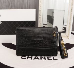 グッと大人っぽい印象に シャネル2020年の夏のマスト CHANEL レディースバッグ クラシカルな雰囲気 多色選択可 この夏は注目新作