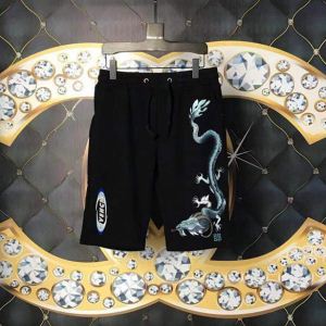 2020年春夏シーズンの人気 大人カジュアル上手に ジバンシー GIVENCHY...