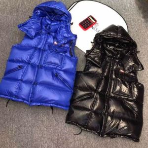 秋冬にお世話になる定番 MONCLER ブルゾン モンクレール ダウンジャケット2020秋冬美品がついに登場 3色可選