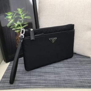 ヒットする秋冬コレクション ポーチ 2020トレンドアイテム激安 プラダ PRADA 秋冬ファッションコーディネート
