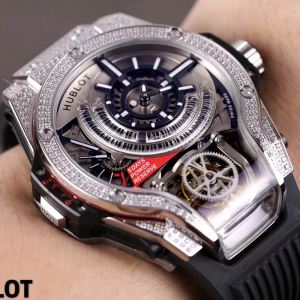 HUBLOT 機械式自動巻き2020新品入荷ウブロ 男性用腕時計個性的なモデル
