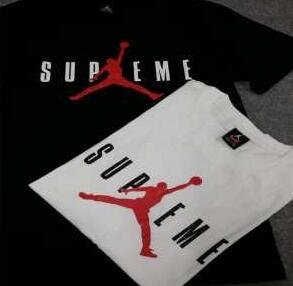 大人気 2020 supreme x air jordan 特別なデザイン　半袖tシャツ 2色可選