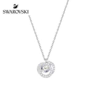 2020年春夏流行ファッション 大人の可愛さを引き立て スワロフスキー SWAROVSKI ネックレス