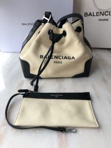 限定品が登場 バレンシアガ BALENCIAGA 2020年春夏コレクション レディースバッグ