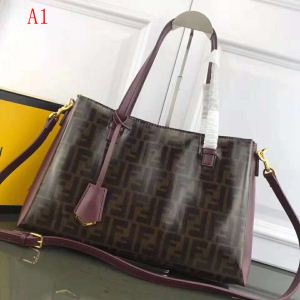 冬季限定販売 フェンディ国内完売 FENDI バンドル 3色可選 お買い得