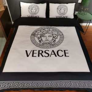 最高にCOOL秋冬新作 ヴェルサーチ 【2020秋冬トレンド】押さえておきたい VERSACE 寝具4点セット