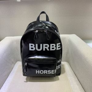 お手頃プライス バーバリー BURBERRY 2020モデル リュック ストリート感あふれ
