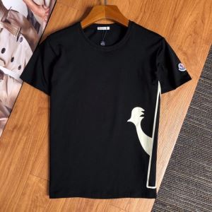 2色可選 価格も嬉しいアイテム 半袖Tシャツ 手頃価格でカブり知らず モンクレール MONCLER