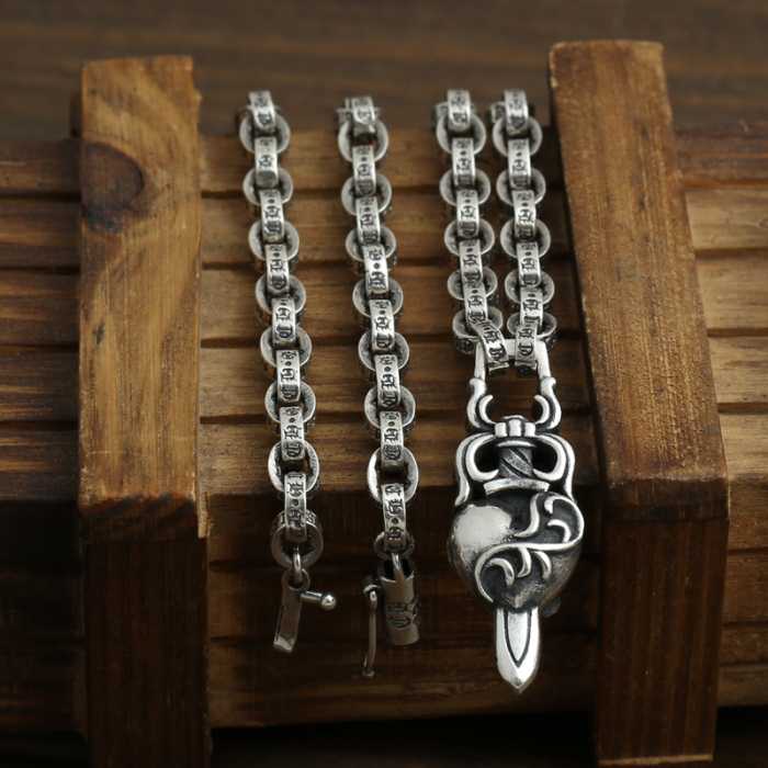 2020 強い魅力を感じる一枚 クロムハーツ CHROME HEARTS シルバー925 ネックレス