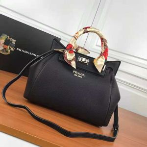 2020年秋冬シーズン PRADA プラダ ハンドバッグ 多色可選 ファッションの最先端