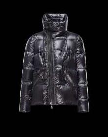 超軽量の2020秋冬 moncler モンクレール　手触り良く心地良い ダウンジャケット