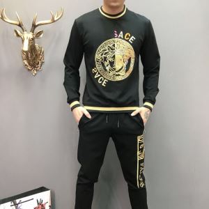 店舗で人気満点2020秋冬新作 上下セット VERSACE ヴェルサーチ さわや...