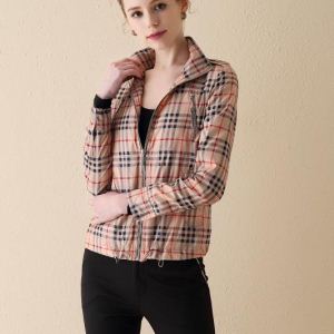 ギフト最適期間限定 バーバリーカジュアルウエア BURBERRY2020春夏の大...