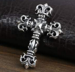 雰囲気 2020 CHROME HEARTS クロムハーツ 十字架 シルバー925 ペンダントトップ 男性用
