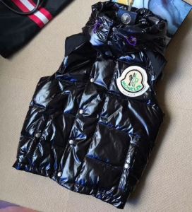 華やかな印象も与える好評品 MONCLER モンクレール 2020年秋冬人気新作の速報 今年注目すべき秋冬ファッション