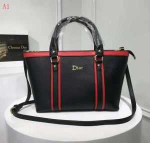 圧倒的人気新着 2020年人気満々のブランド ディオール DIOR 多色可選 トートバッグ 大胆なデザイン