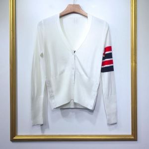 ニットコート 2020春夏は人気定番 トムブラウン 今年の正解大人気新作 THOM BROWNE 今っぽく新作アイテム