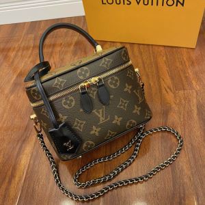 ストリート界隈でも人気 レディースバッグ 安心安全人気通販 ルイ ヴィトン LOUIS VUITTON