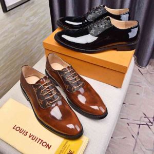 2色可選 洗練された印象に ビジネスシューズ今季のトレンド人気新作 ルイ ヴィトン LOUIS VUITTON 今っぽいトレンド