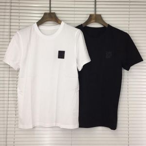 2020夏色っぽさ クールな印象を引き立て ジバンシー GIVENCHY Tシャツティーシャツ 2色可選