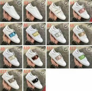 超お買い得 多色可選低めのヒール 2020春夏新作 ヴァレンティノ VALENTINO