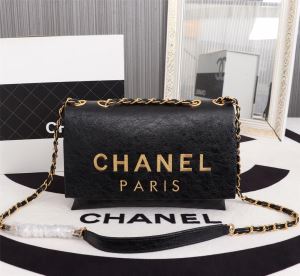 シャネル CHANEL スタイルUPして着こなす レディースバッグ おしゃれな大人の着こなし 2色選択可 2020年春夏のトレンドアイテム