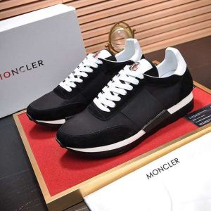 歩きやすさ抜群MONCLER モンクレール スニーカー 2020 おすすめ ブランド コピー 滑り止め 軽量 カジュアル ランニングシューズ