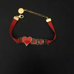 ブレスレット おしゃれ上級者に挑戦 ディオール 2020春夏人気トレンドアイテム DIOR 春夏らしい華やか