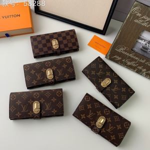 LOUIS VUITTON 2020秋冬トレンド押さえておきたい ルイ ヴィトン おしゃれに秋を迎えるために 財布ウォレット 多色可選 人気ブランドの秋冬新色