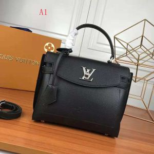 4色可選 目前の注目ブランド 2020年秋冬入荷 LOUIS VUITTON ルイ ヴィトン ハンドバッグ